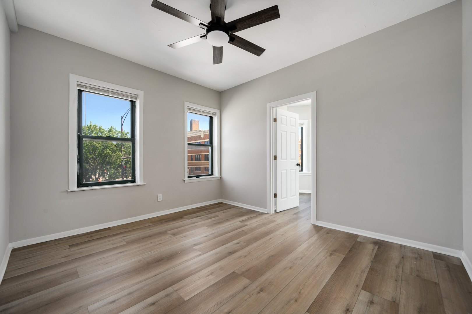 1206-1210 W 83rd Street Property Photo 33