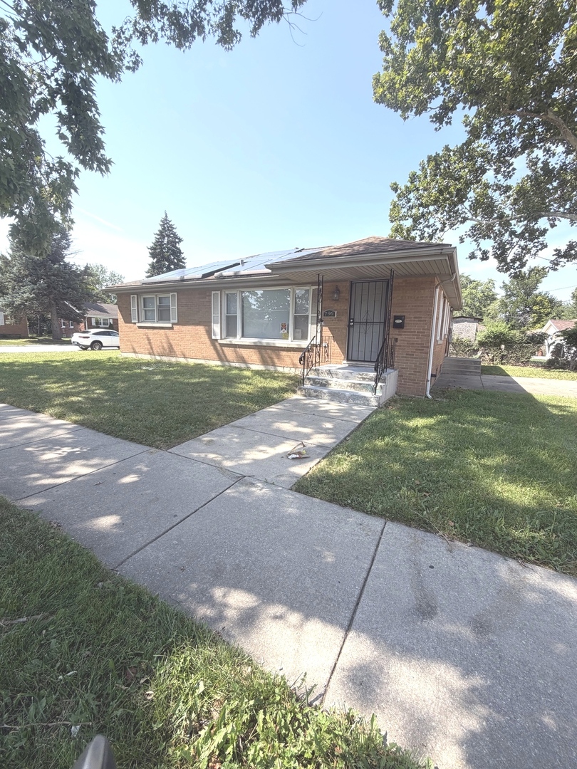 796 E 163rd Street Property Photo 1