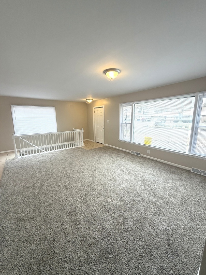 796 E 163rd Street Property Photo 4