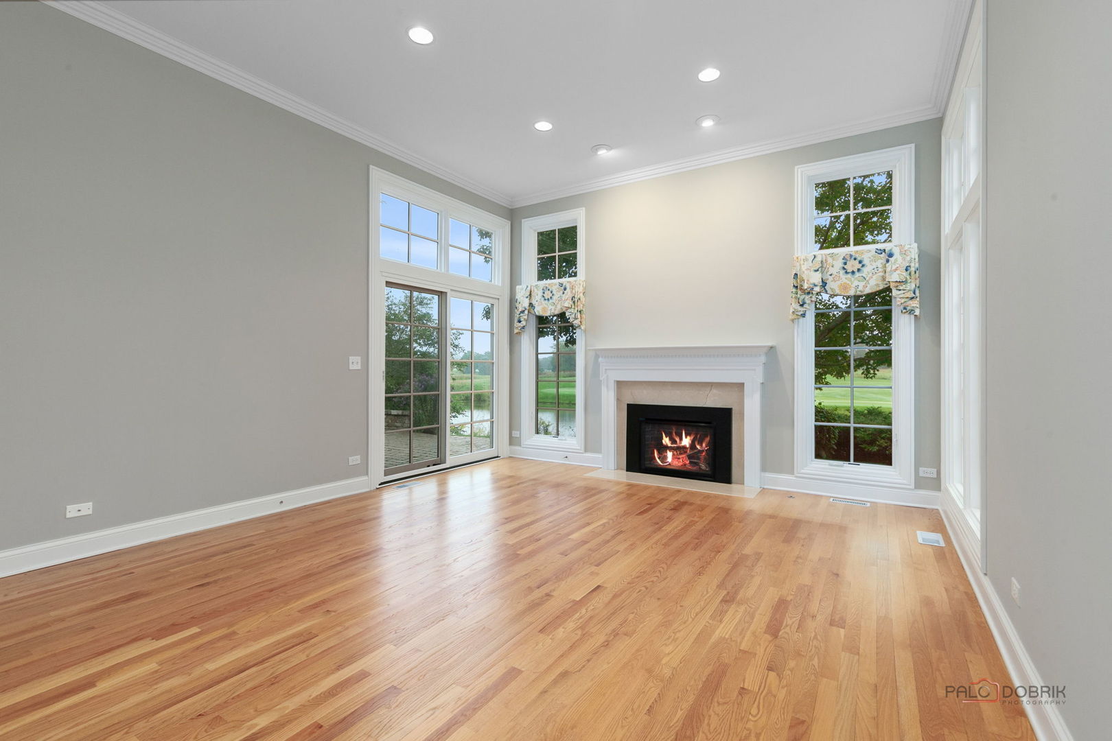 707 S Windsor Court Property Photo 16