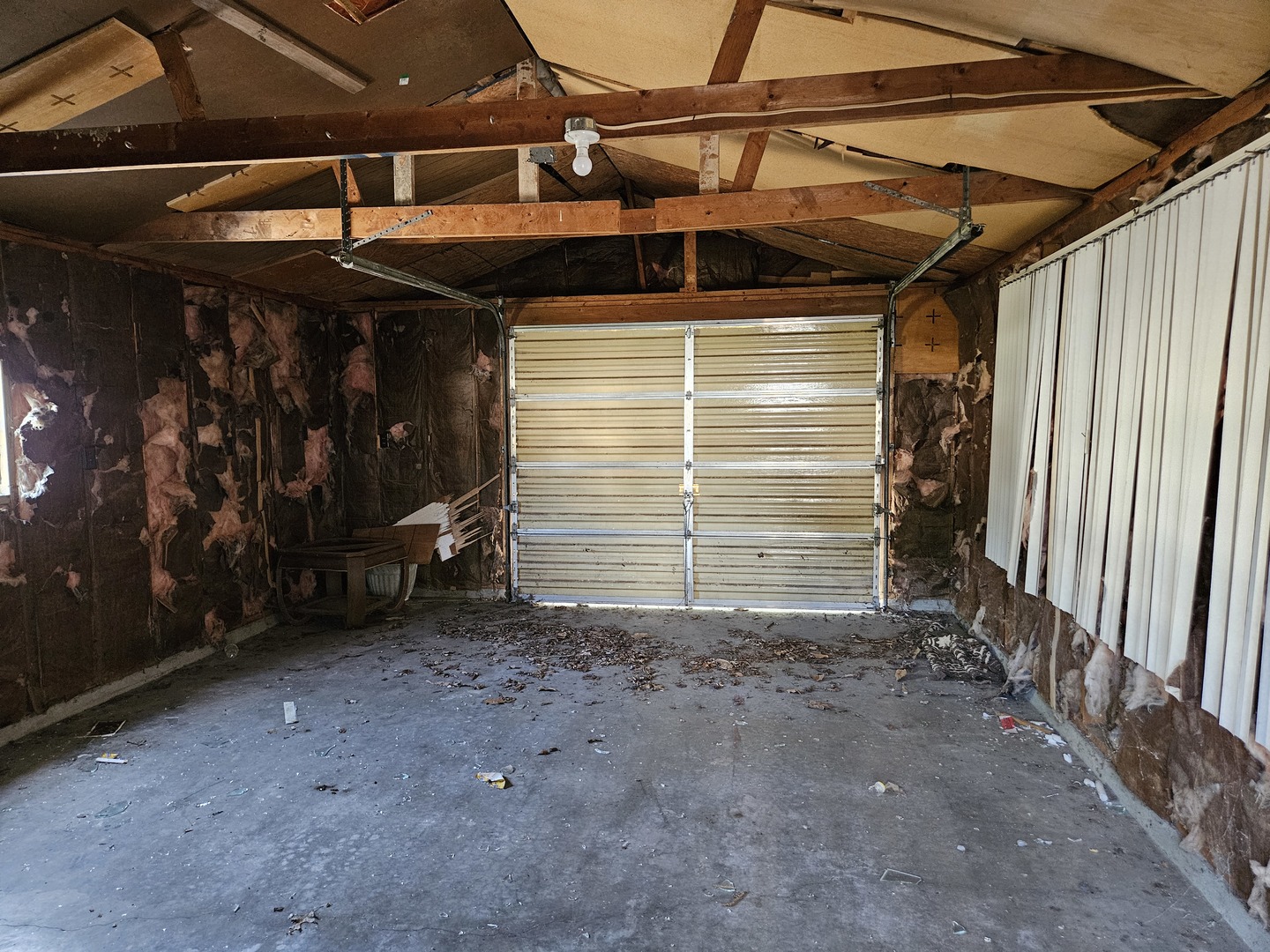 305 Fife Street Property Photo 5