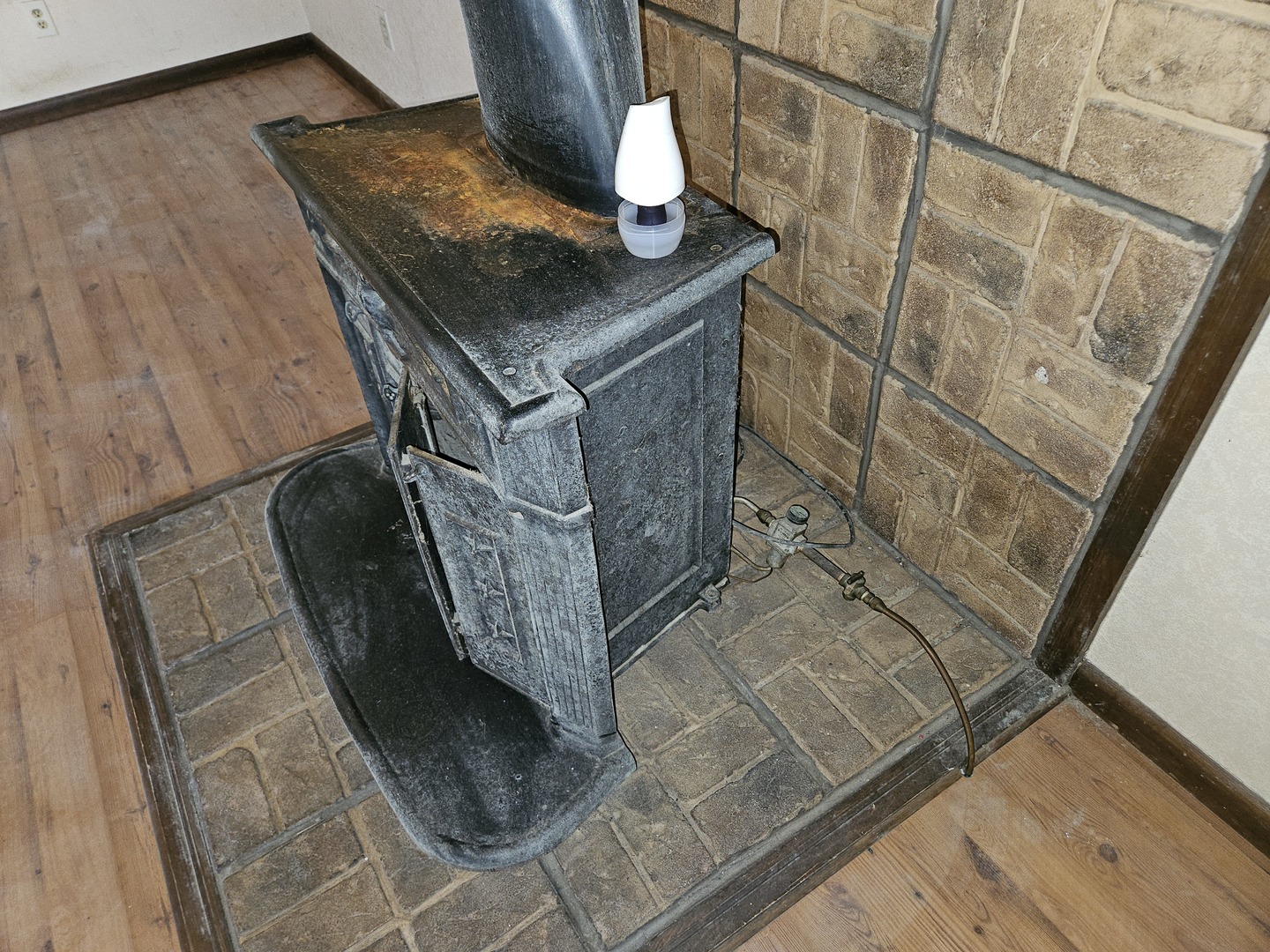 305 Fife Street Property Photo 23
