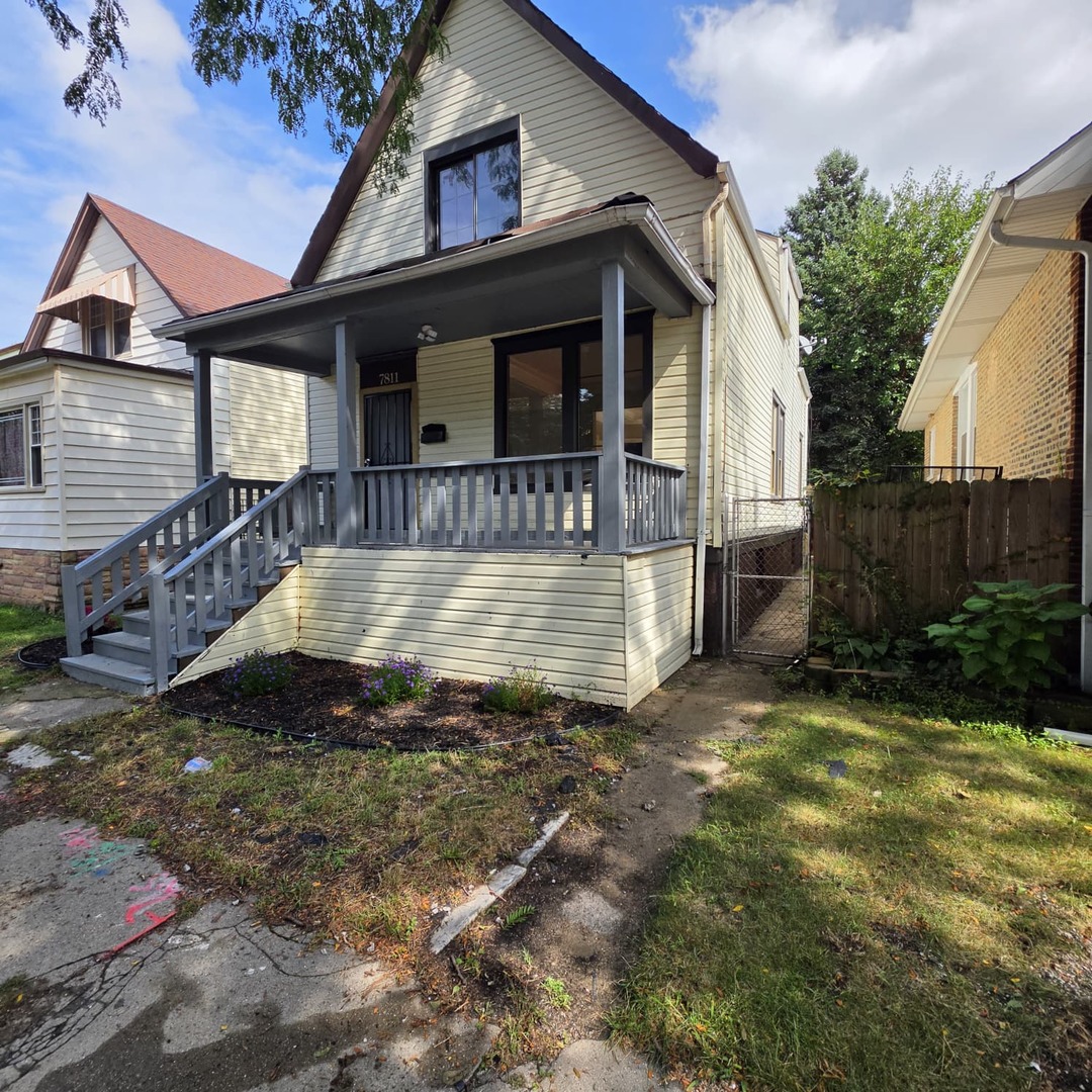 7811 S Champlain Avenue Property Photo 1