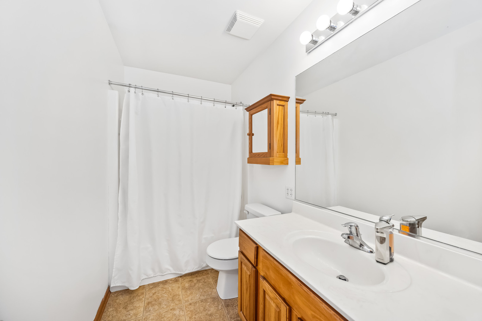 103 Enclave Circle D Property Photo 12