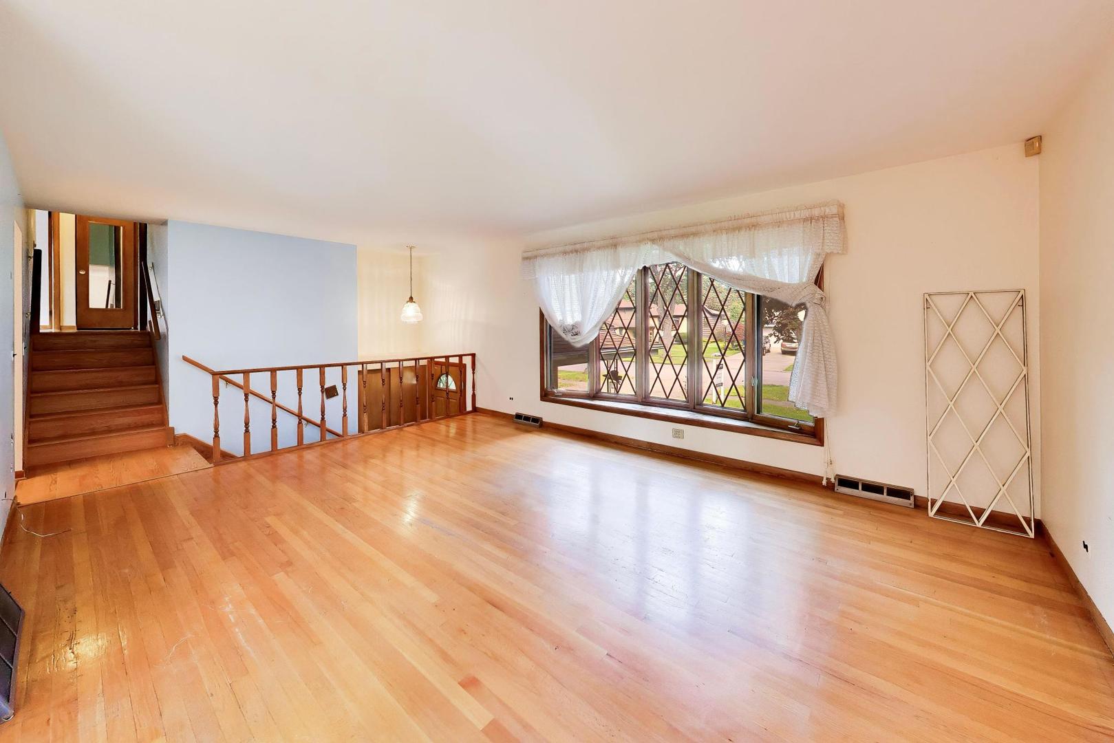 1509 E Thayer Street Property Photo 7
