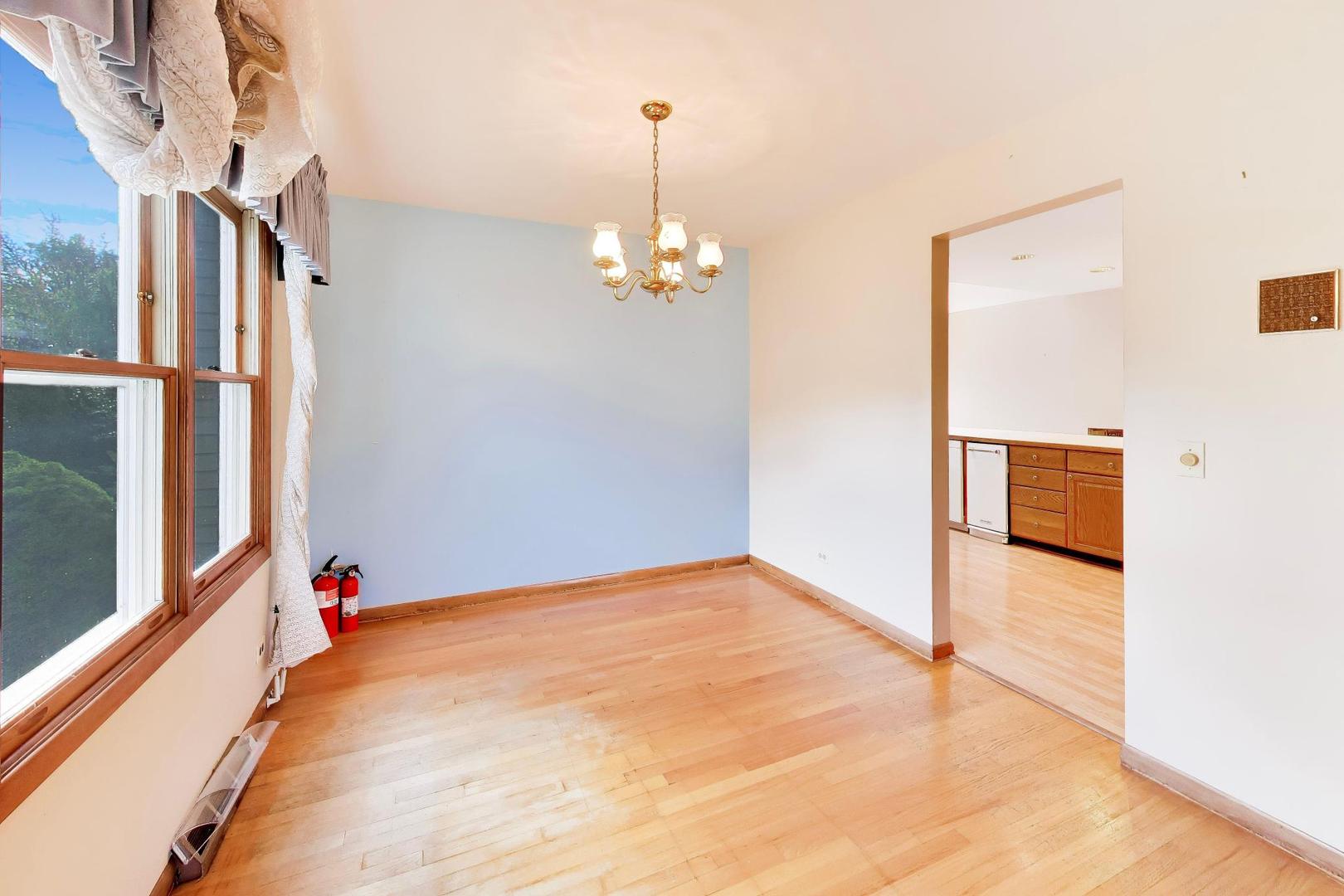 1509 E Thayer Street Property Photo 10