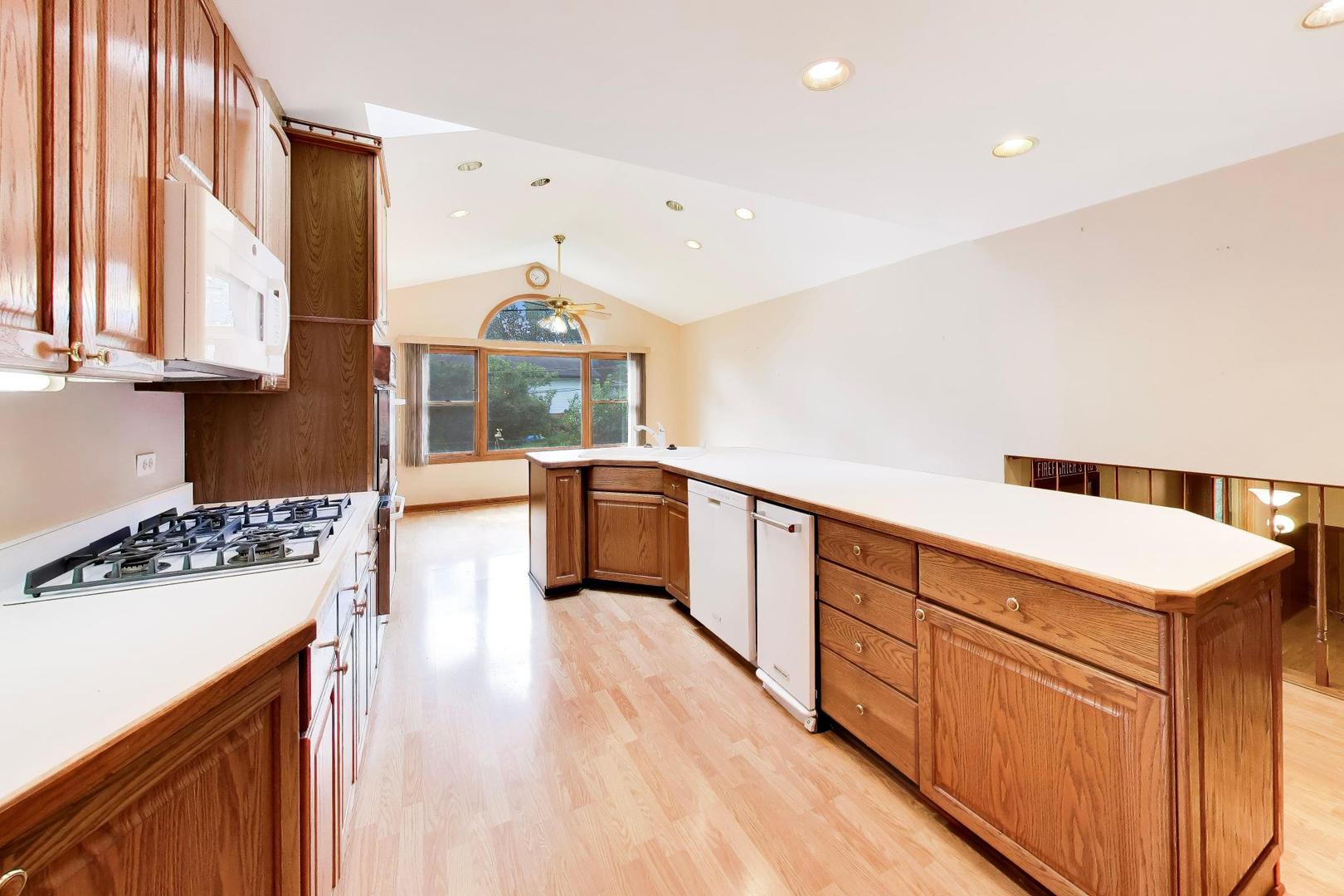 1509 E Thayer Street Property Photo 14