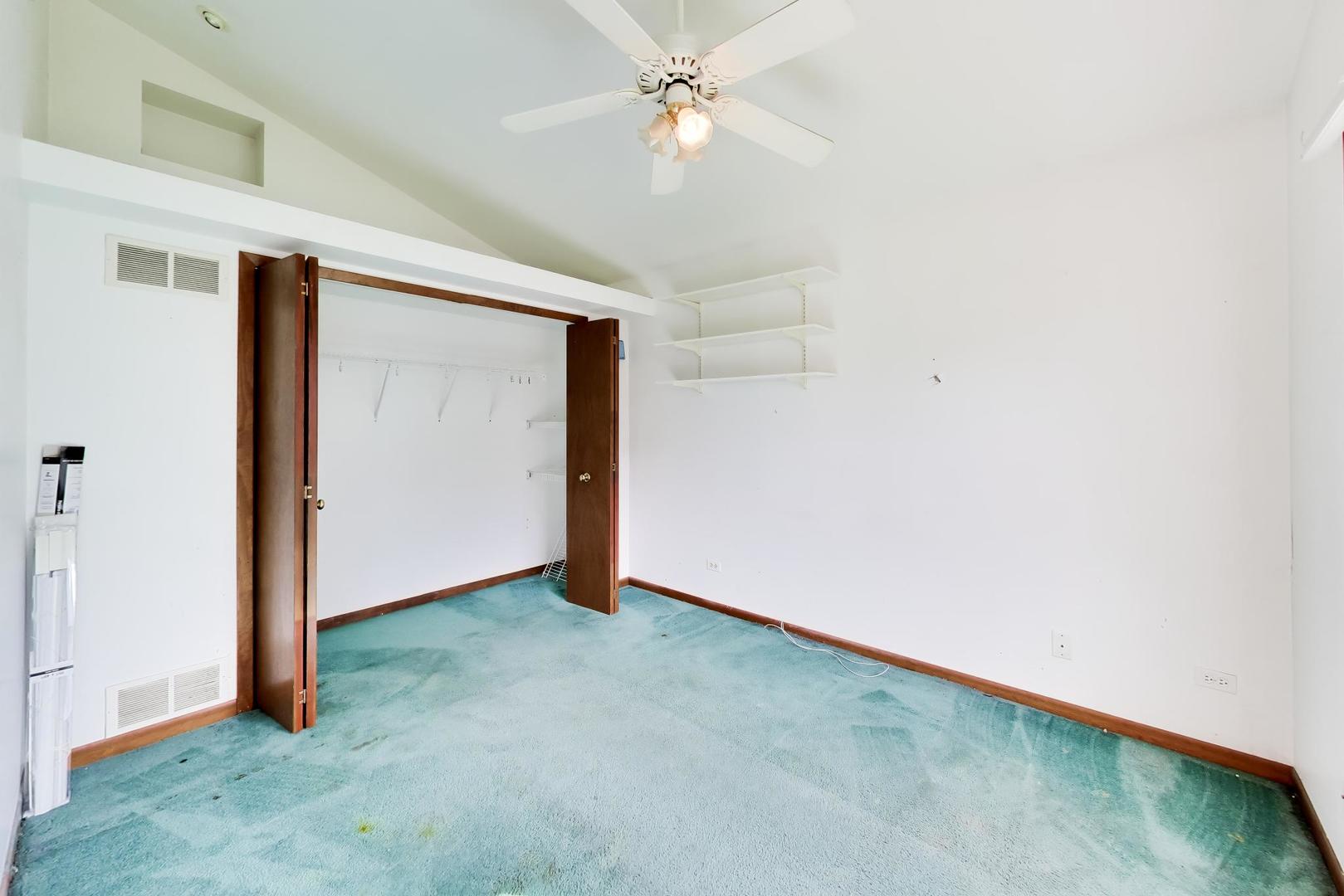 1509 E Thayer Street Property Photo 24