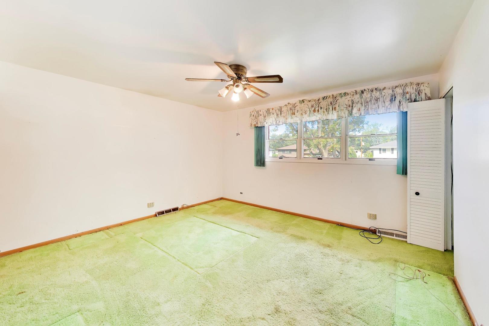 1509 E Thayer Street Property Photo 26
