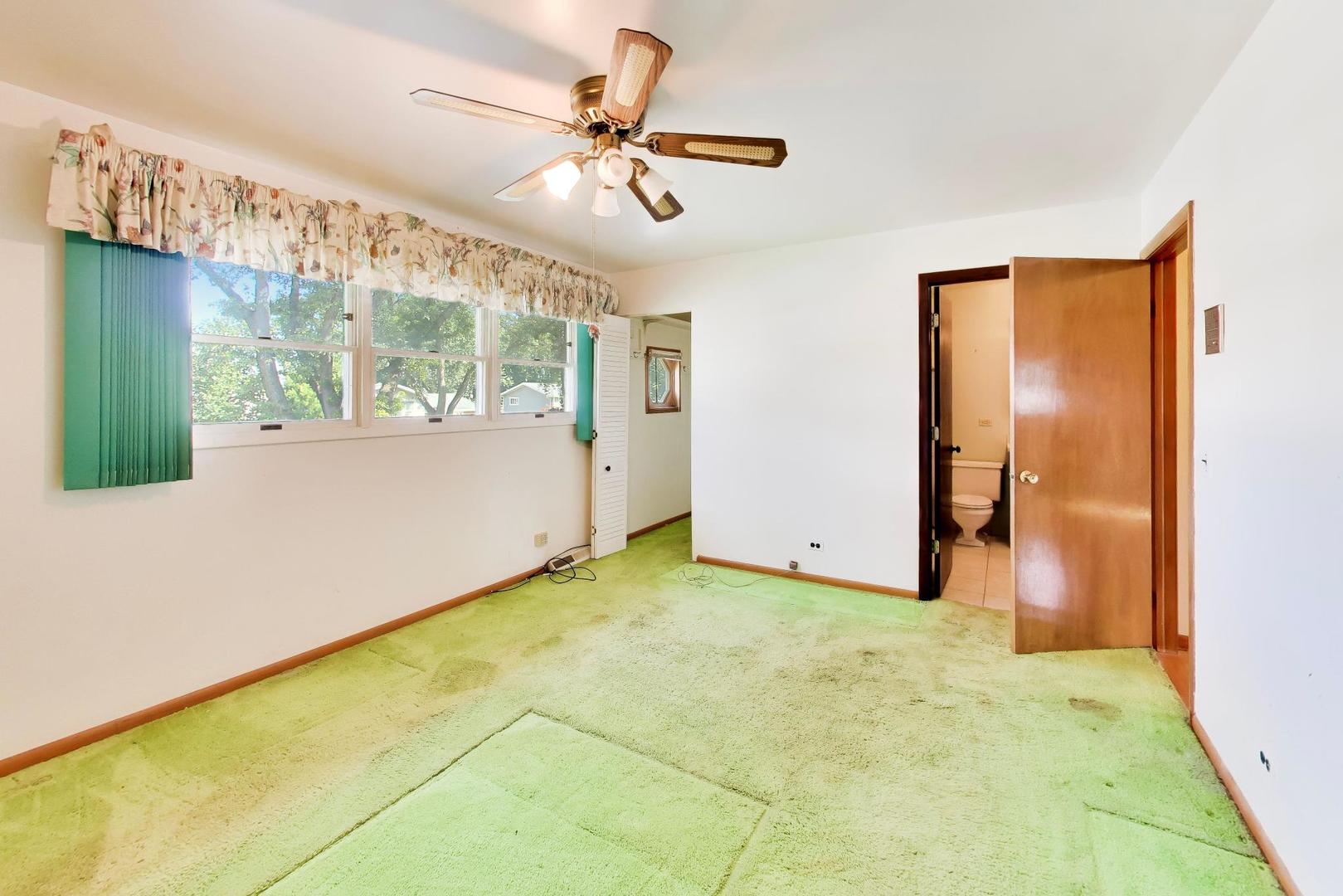 1509 E Thayer Street Property Photo 28
