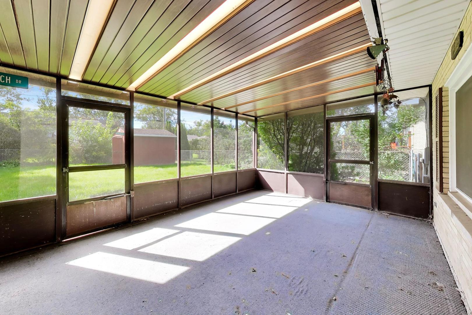 1509 E Thayer Street Property Photo 45