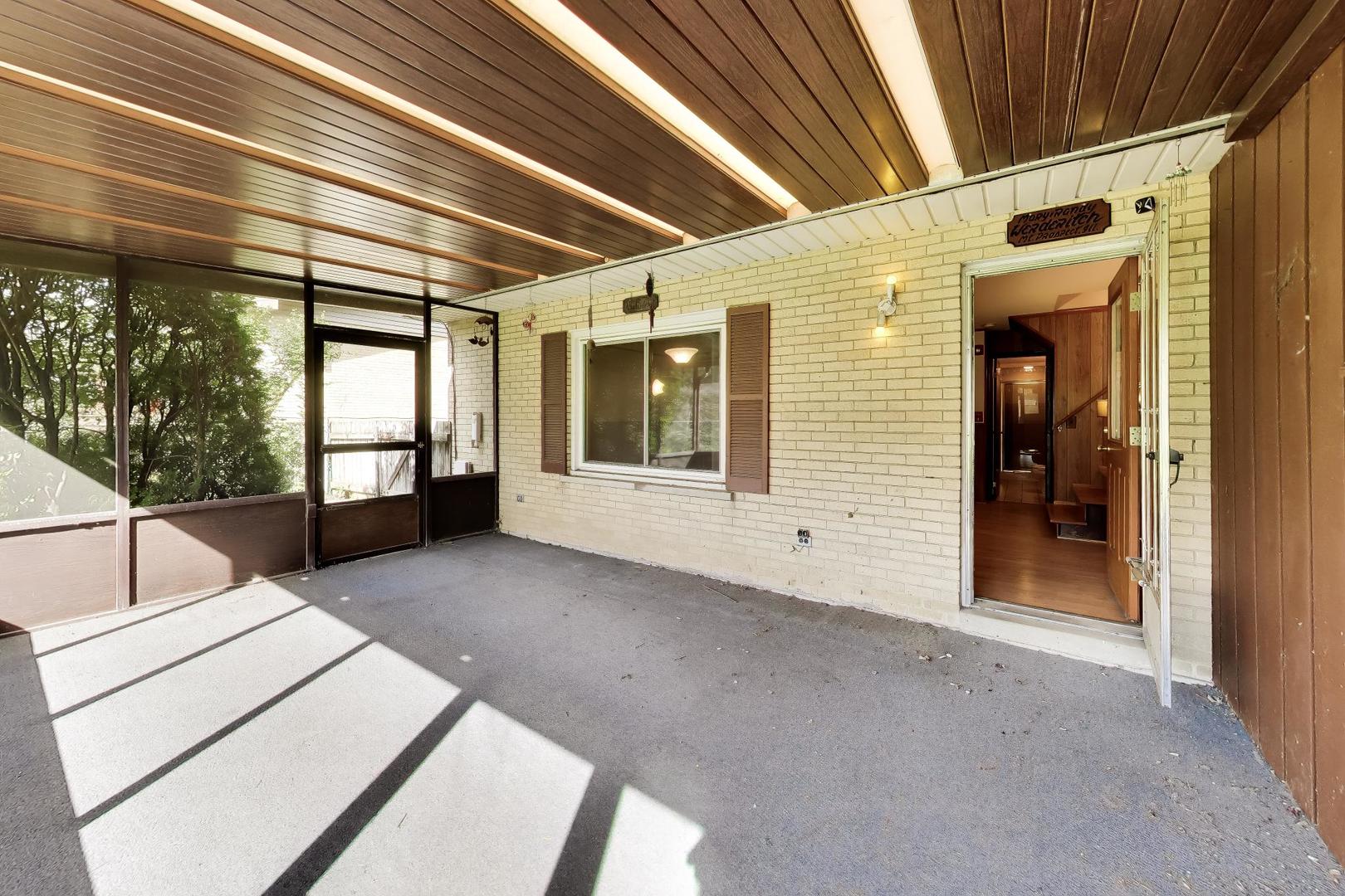 1509 E Thayer Street Property Photo 46