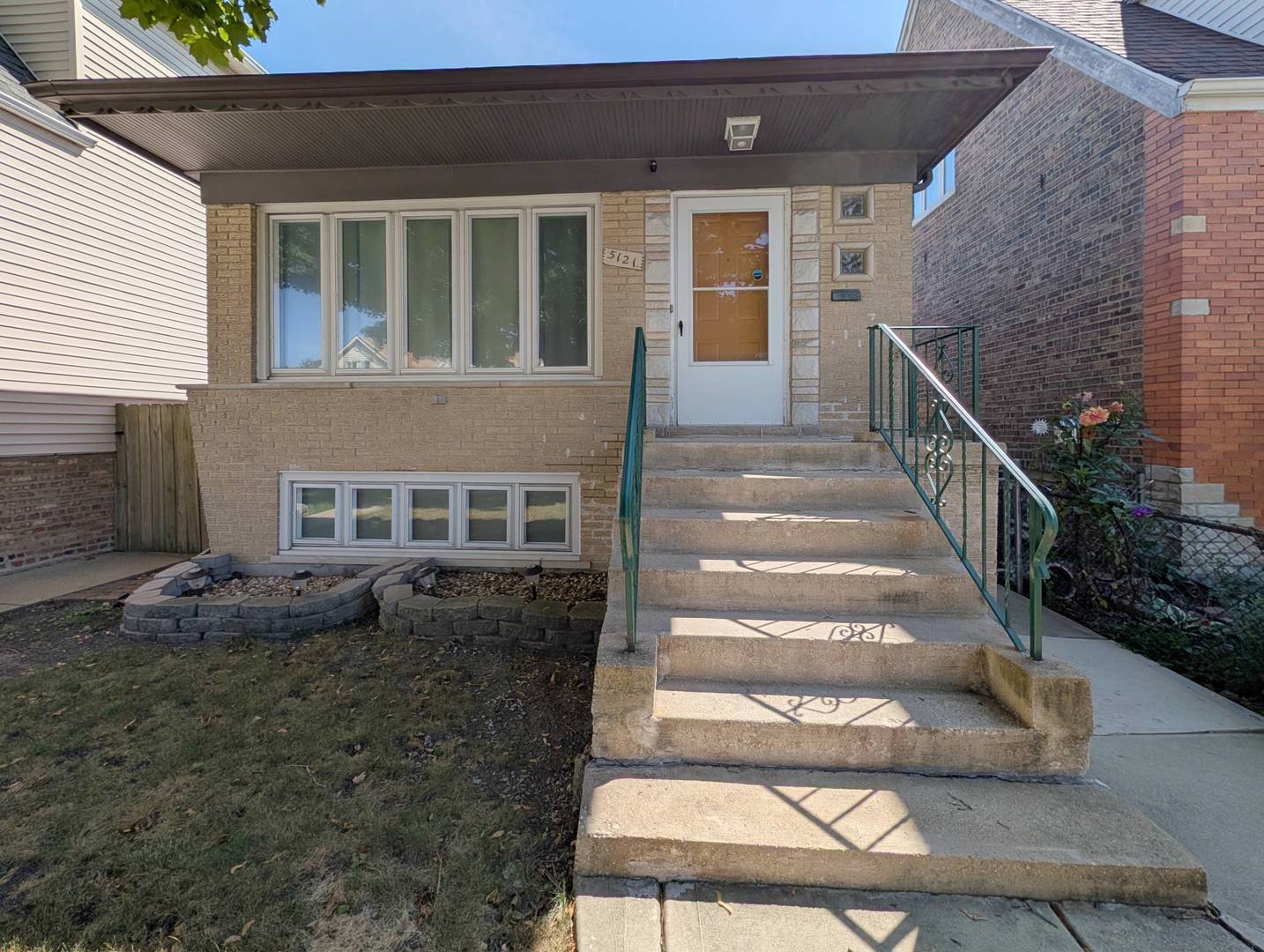 5121 S Tripp Avenue Property Photo 1