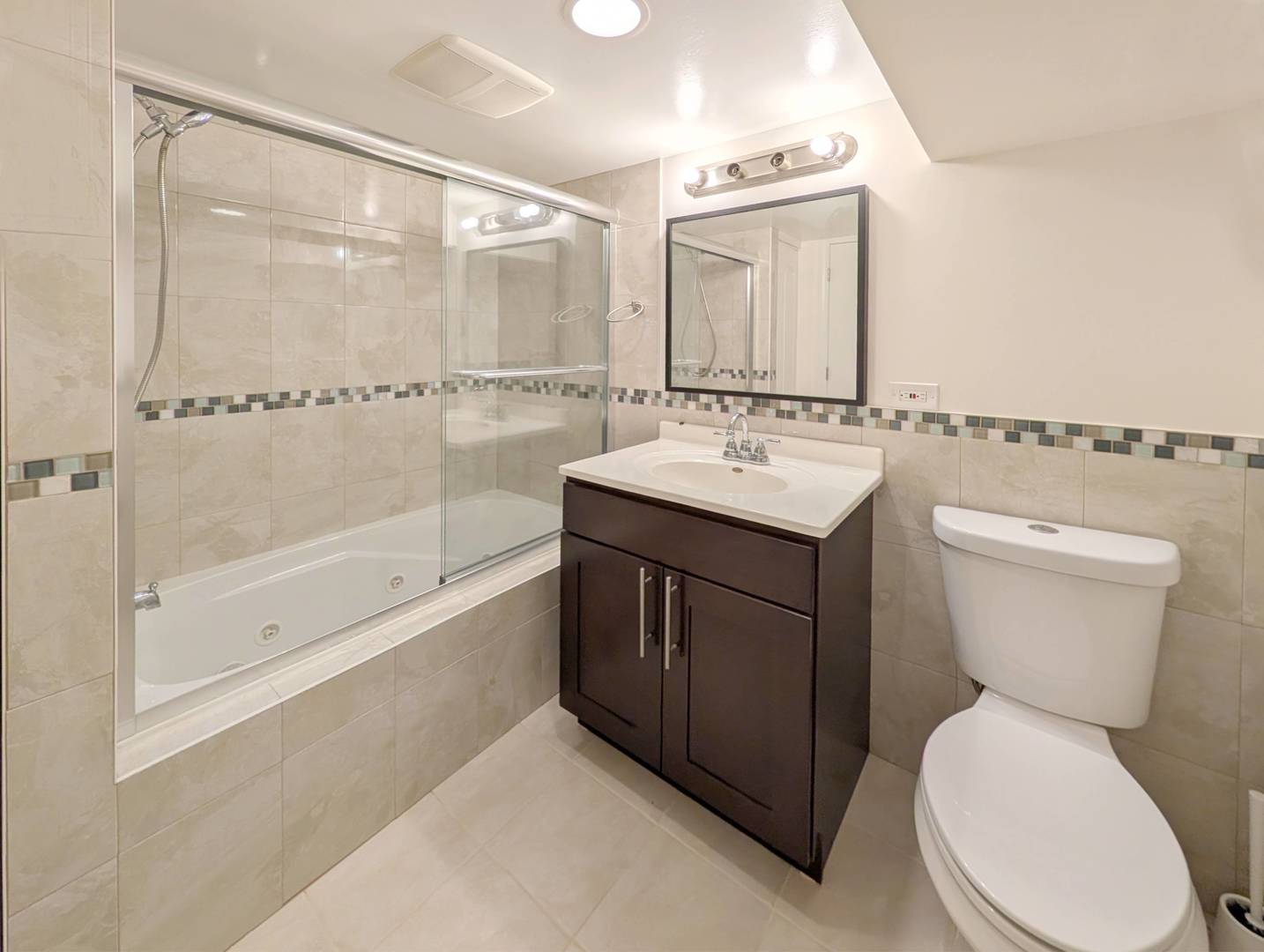 5121 S Tripp Avenue Property Photo 19
