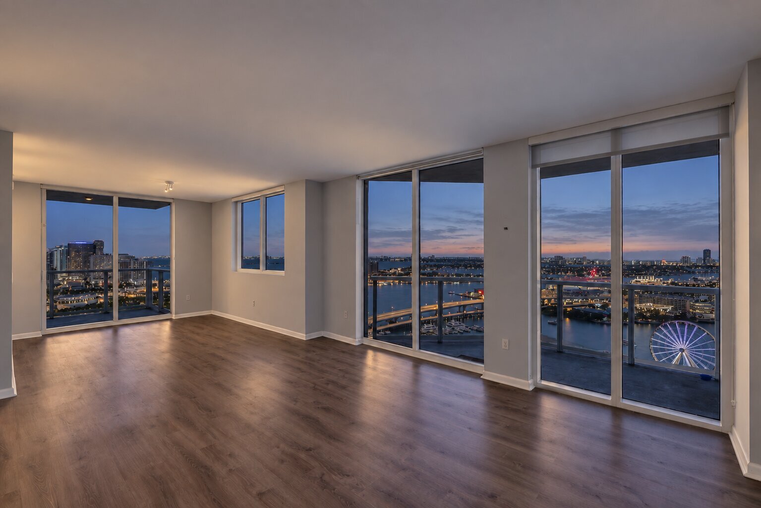 244 Biscayne Boulevard 3702