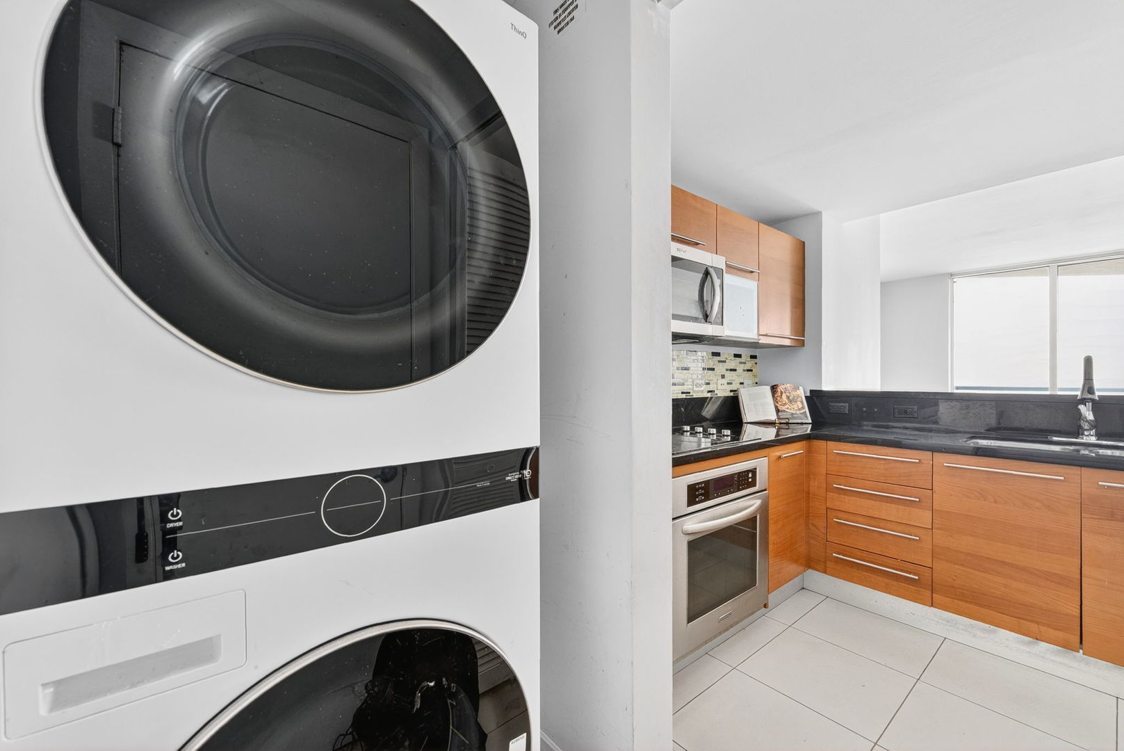 244 Biscayne Boulevard 3702 Property Photo 14