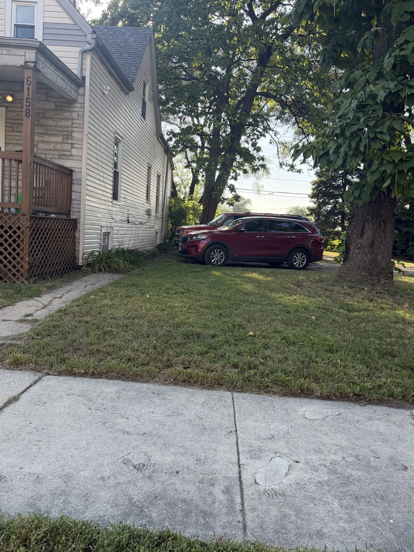 6156 S Winchester Avenue Property Photo 1