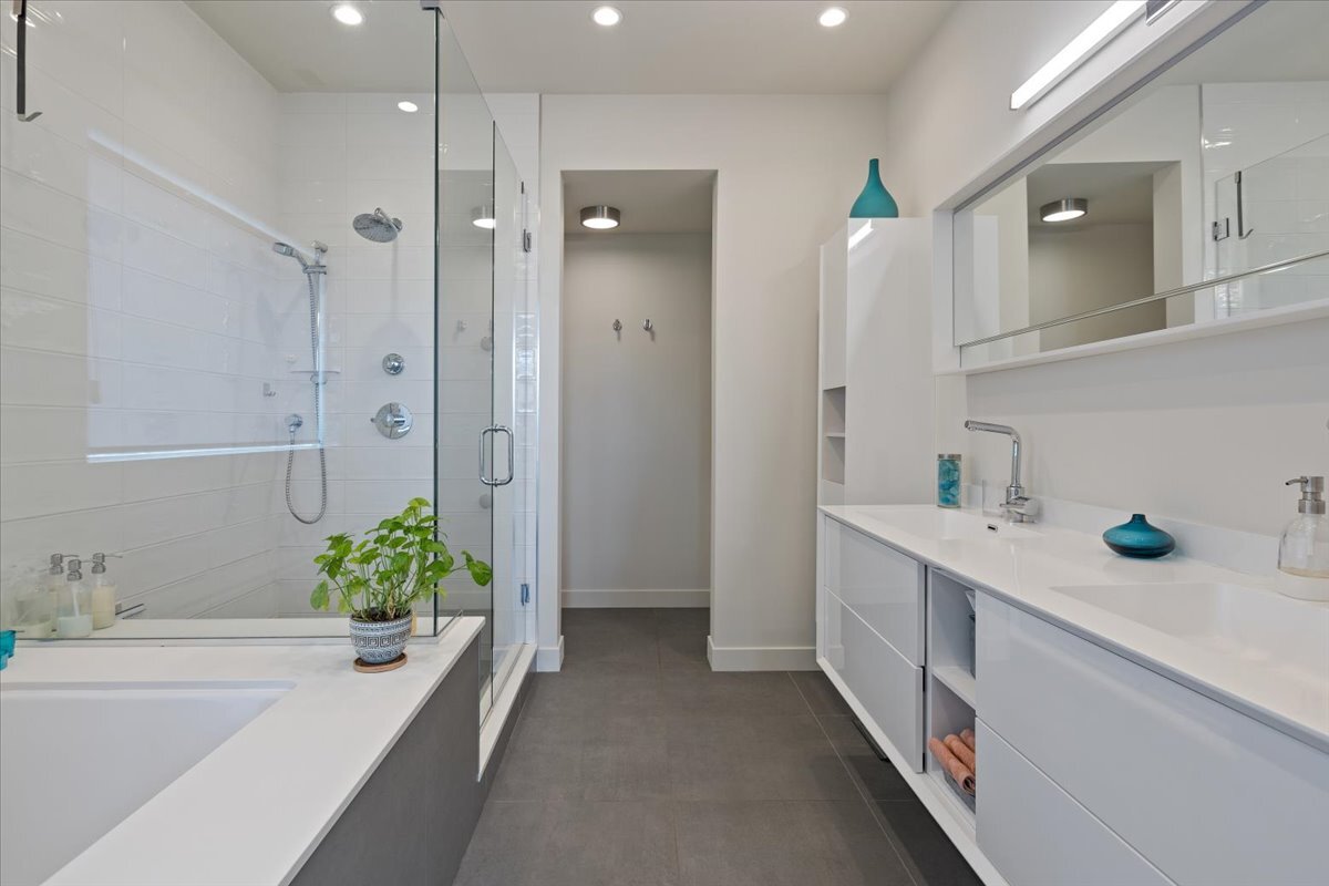 12763829 Property Photo 20