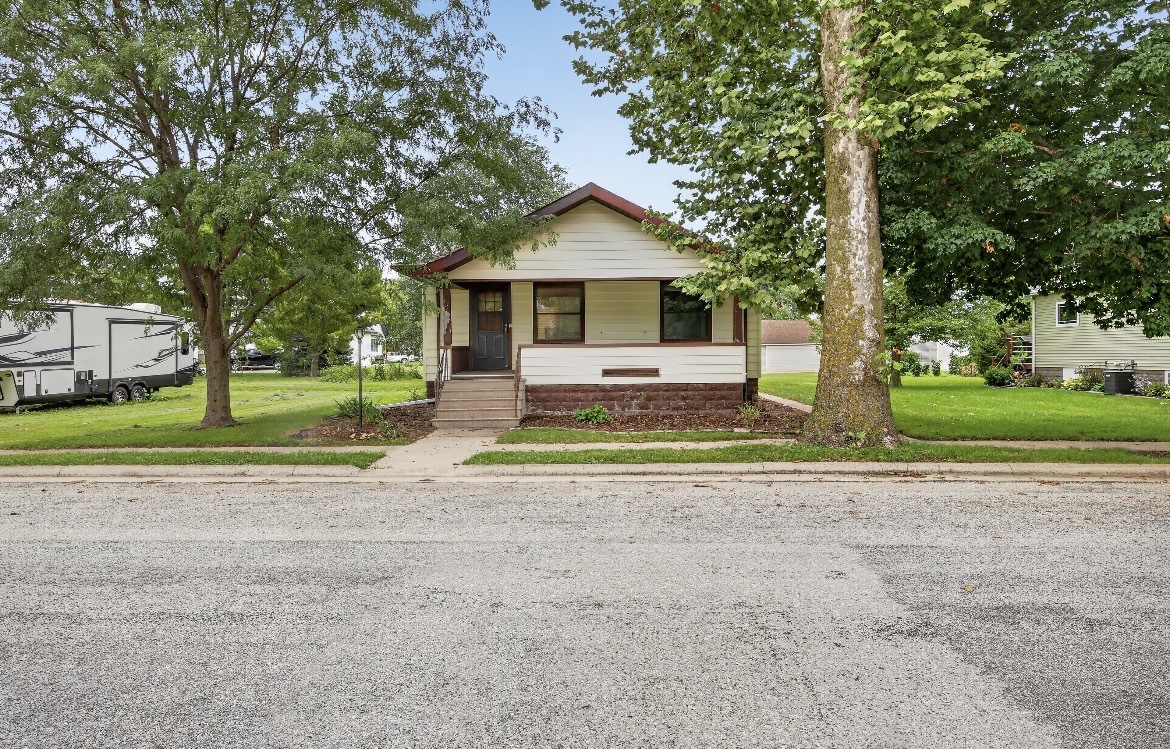 106 Hall Avenue Property Photo 1