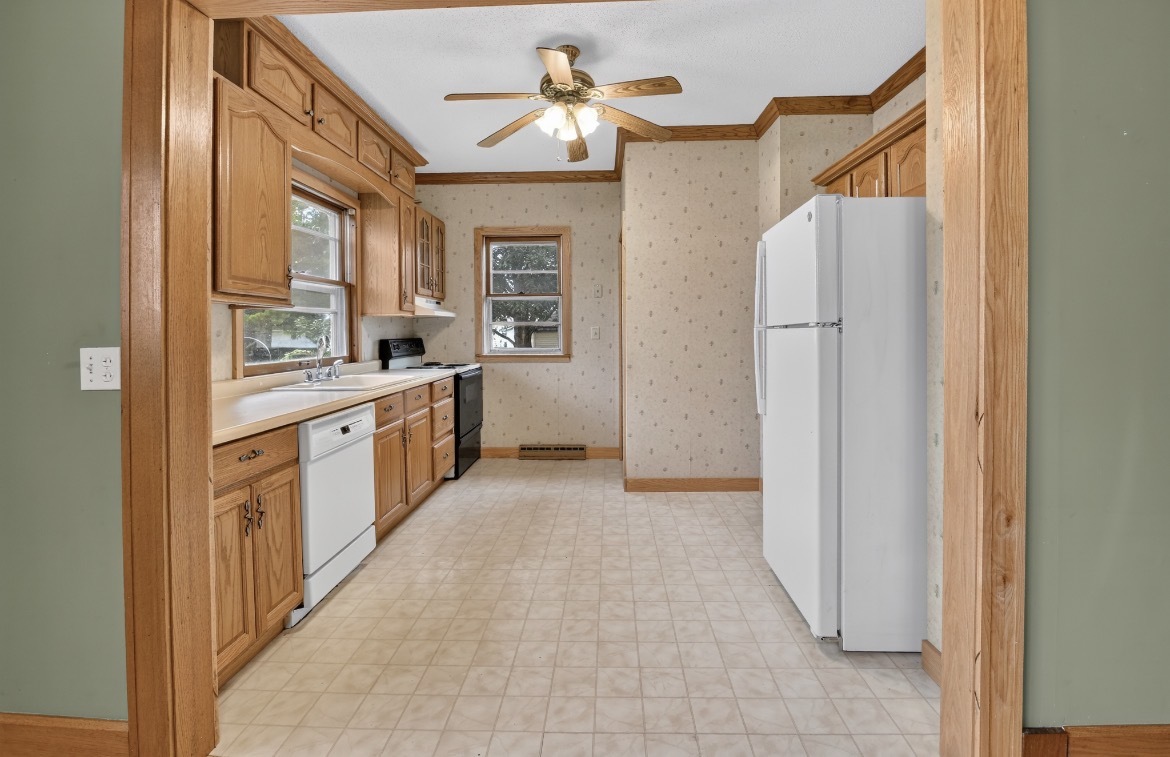 106 Hall Avenue Property Photo 6