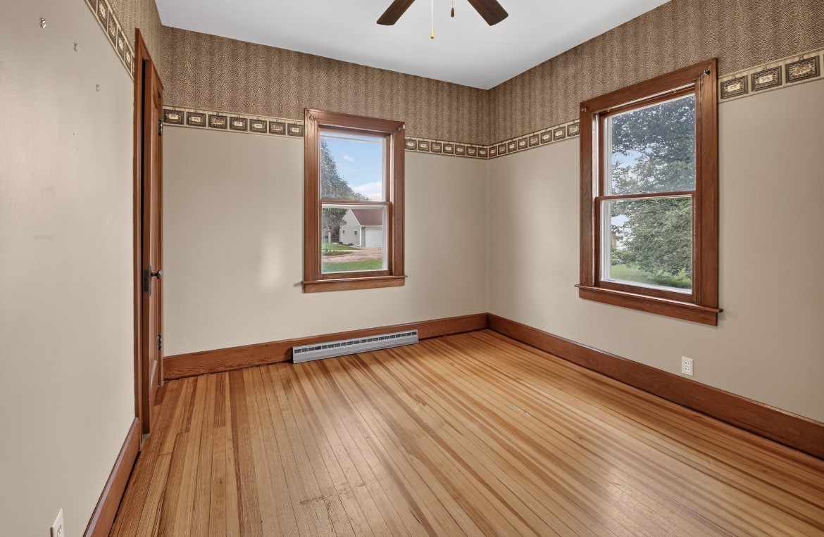 106 Hall Avenue Property Photo 25