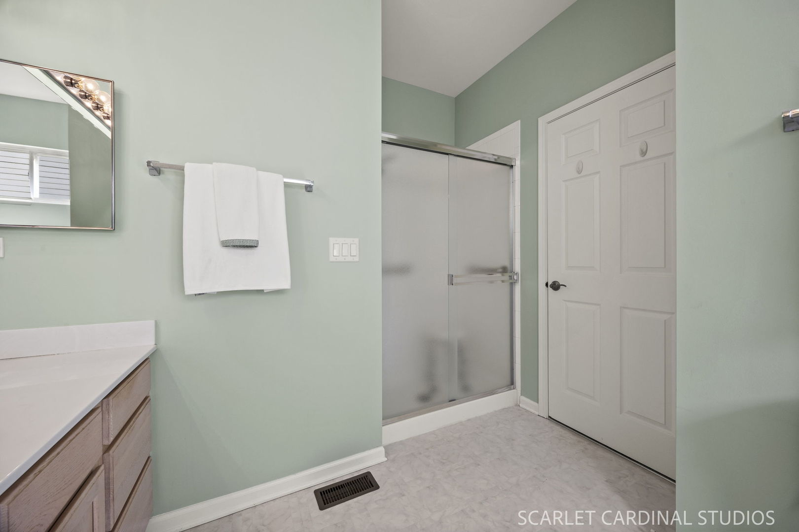21046 W Walnut Lane Property Photo 15