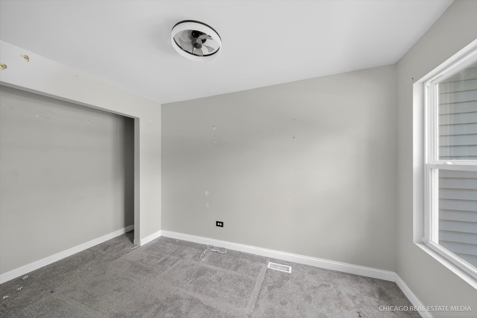 181 N Division Street Property Photo 6
