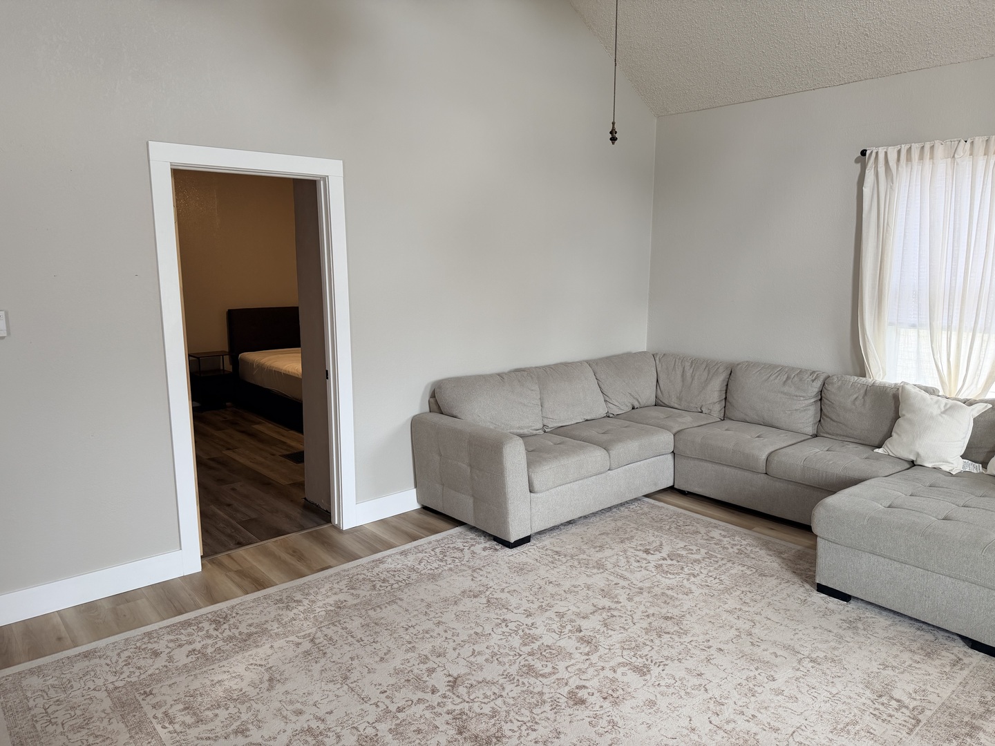 514 W Erie Street Property Photo 3