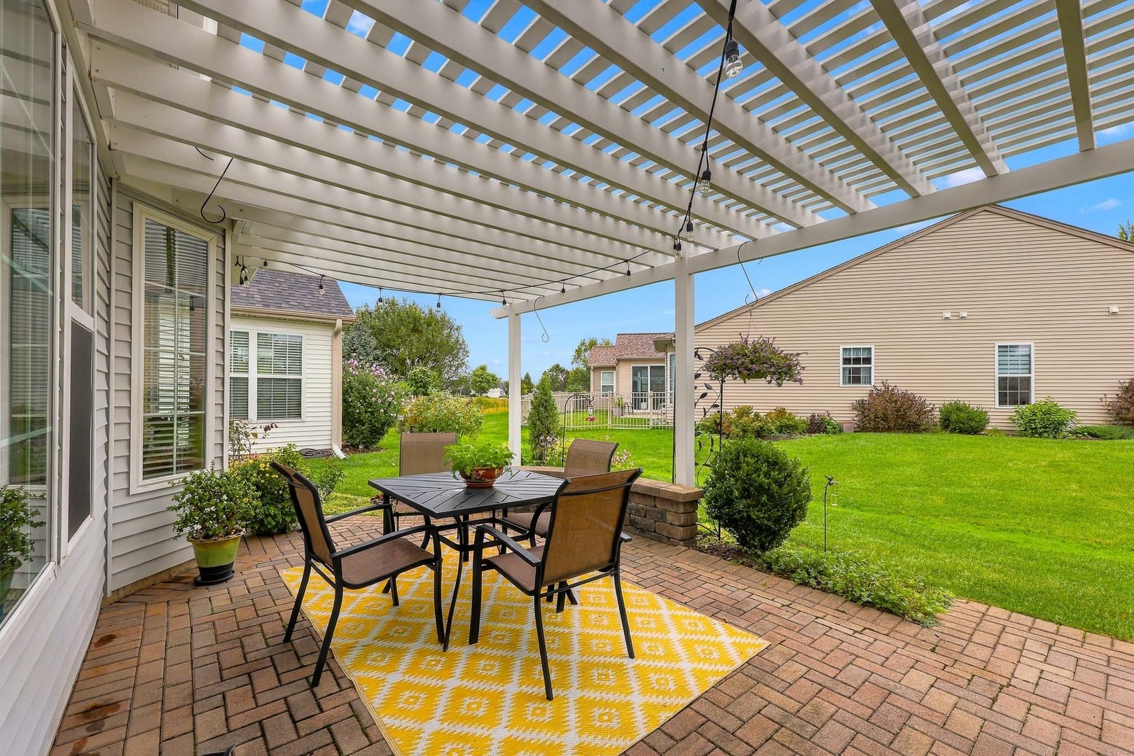 12211 Russet Lane Property Photo 2