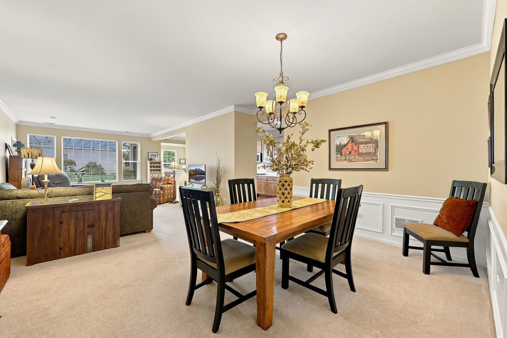 12211 Russet Lane Property Photo 5