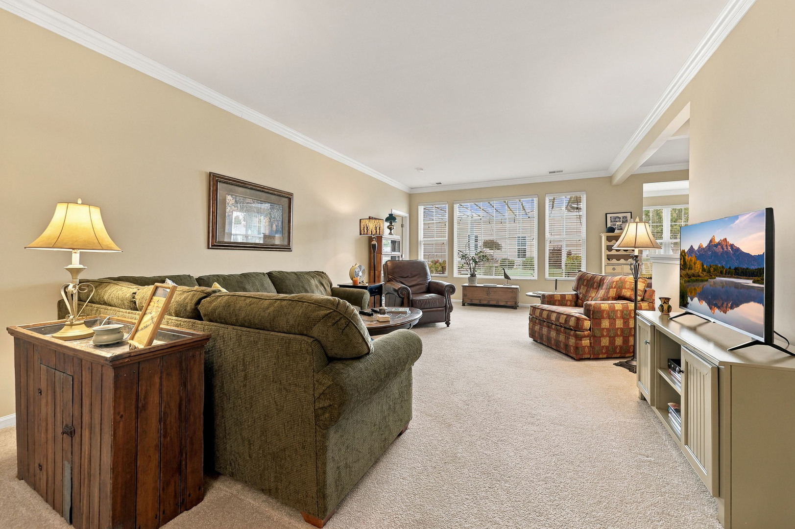 12211 Russet Lane Property Photo 6