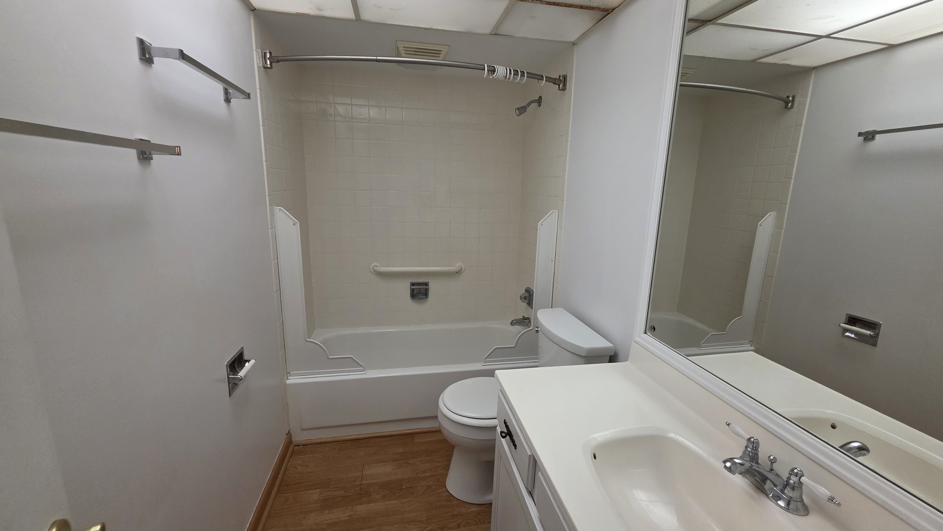 475 Plum Creek Drive 401 Property Photo 21