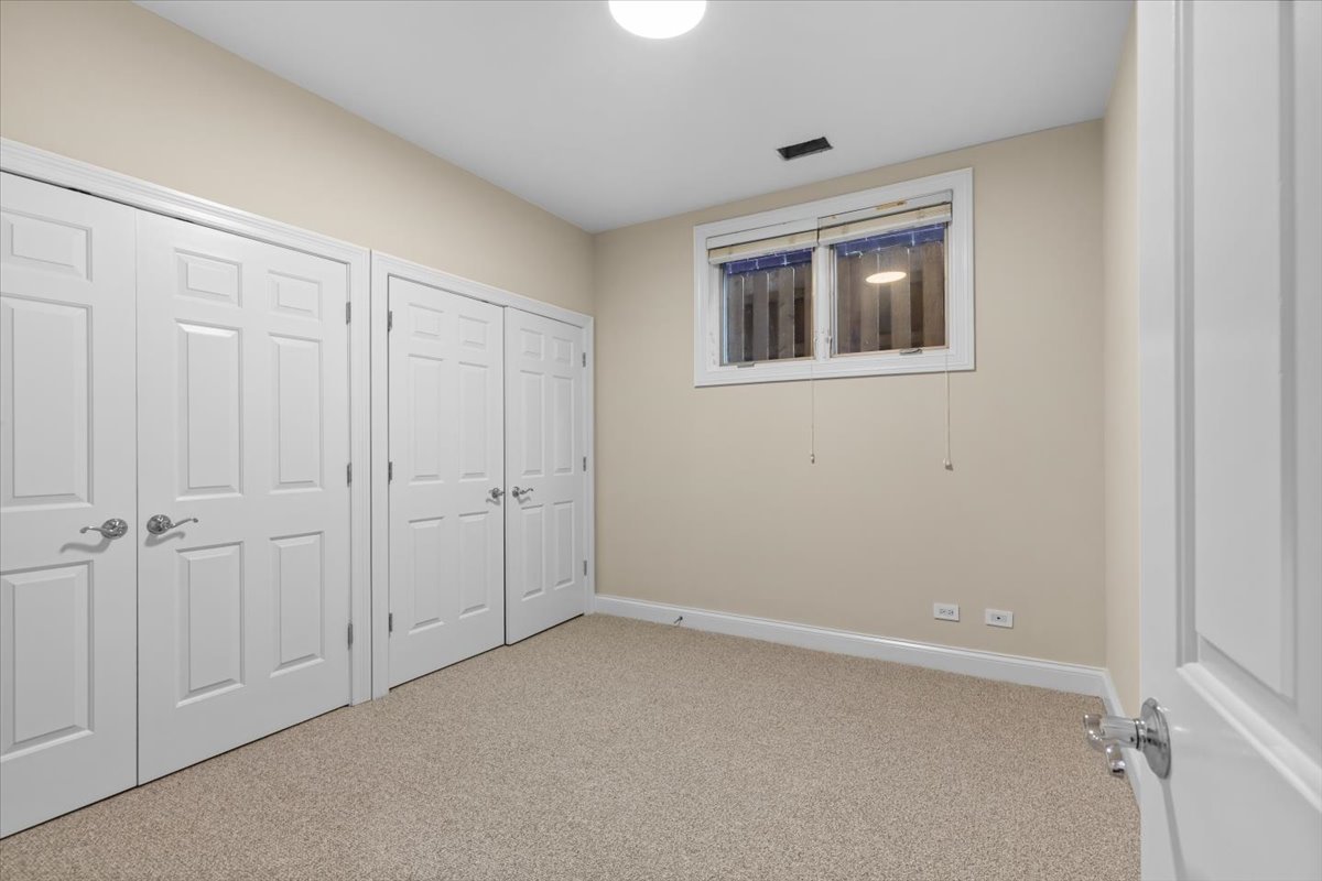 2717 N Southport Avenue 1n Property Photo 20