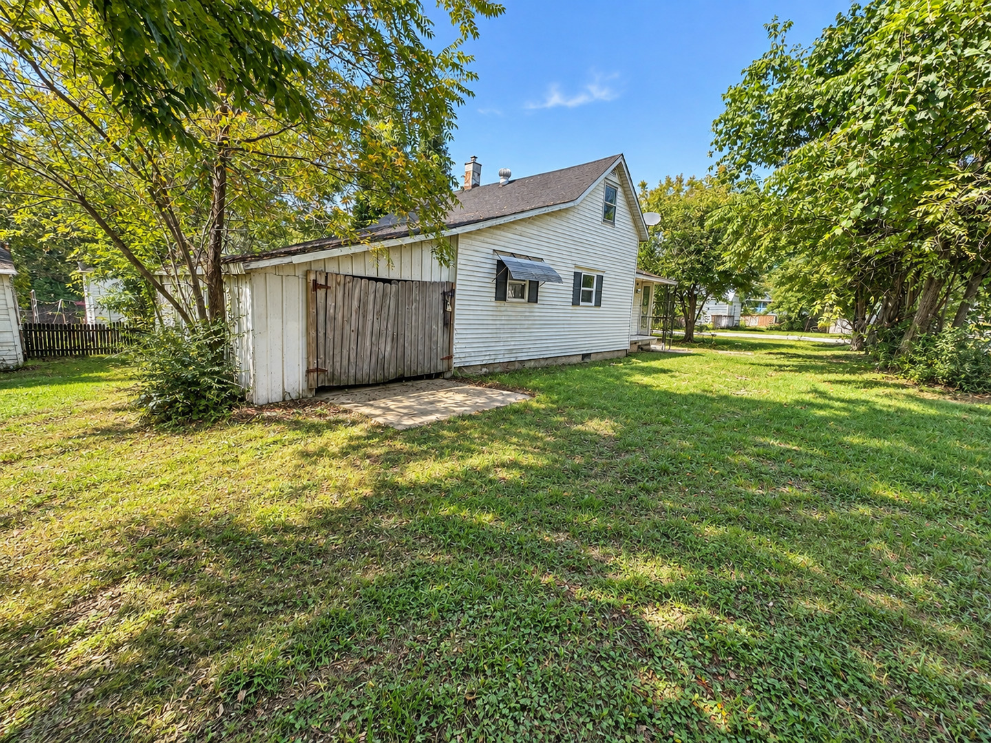 341 Mclean Street Property Photo 17