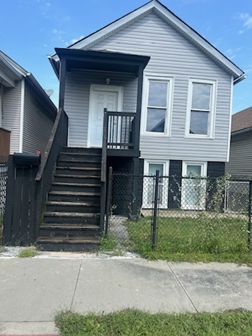 4040 W Carroll Avenue Property Photo 1