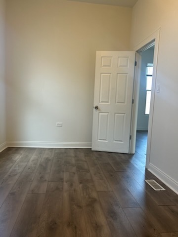 4040 W Carroll Avenue Property Photo 6