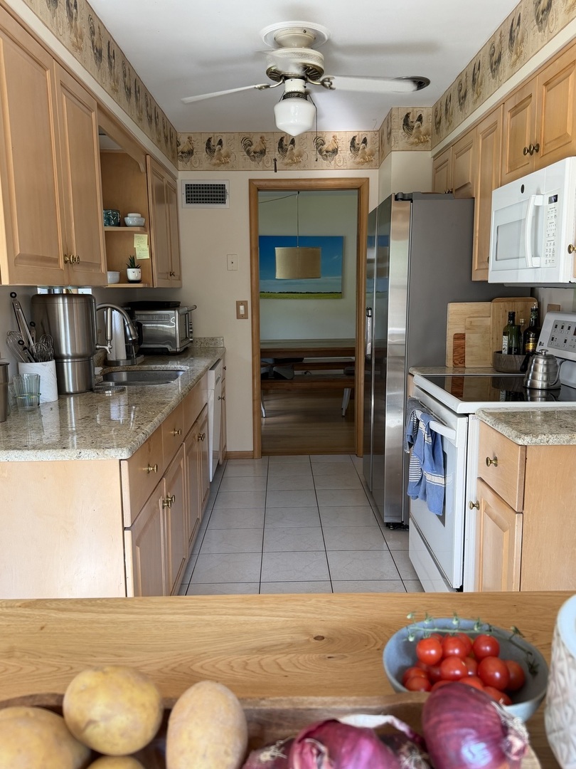 442 N Evergreen Avenue Property Photo 6