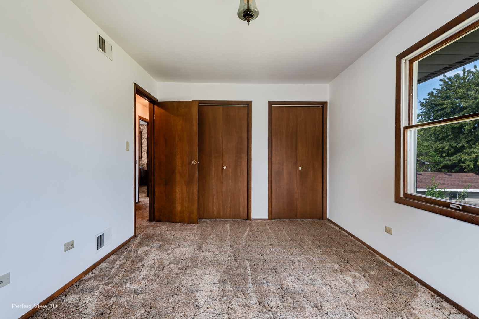 455 N Shabbona Street Property Photo 18