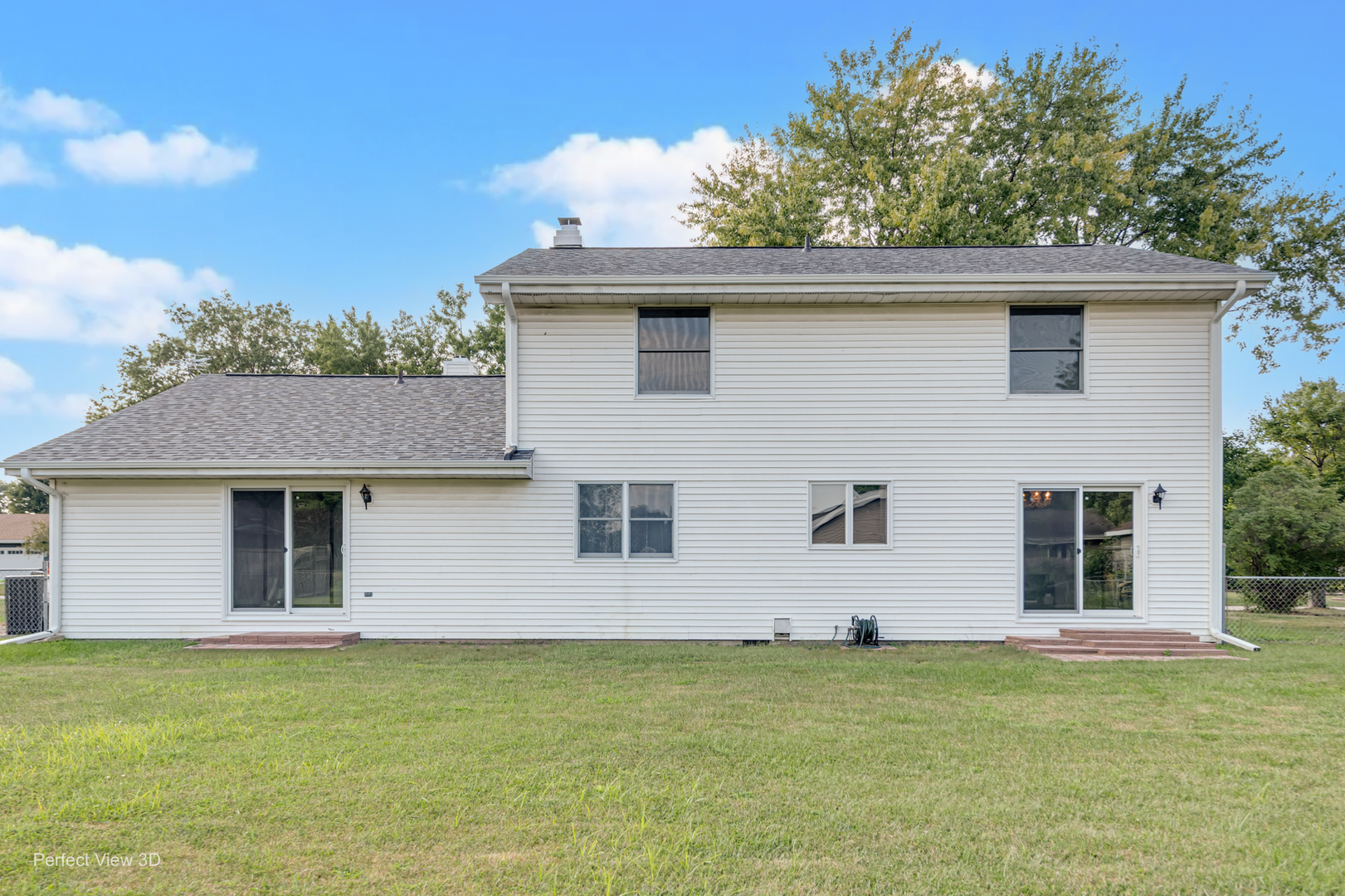 455 N Shabbona Street Property Photo 23