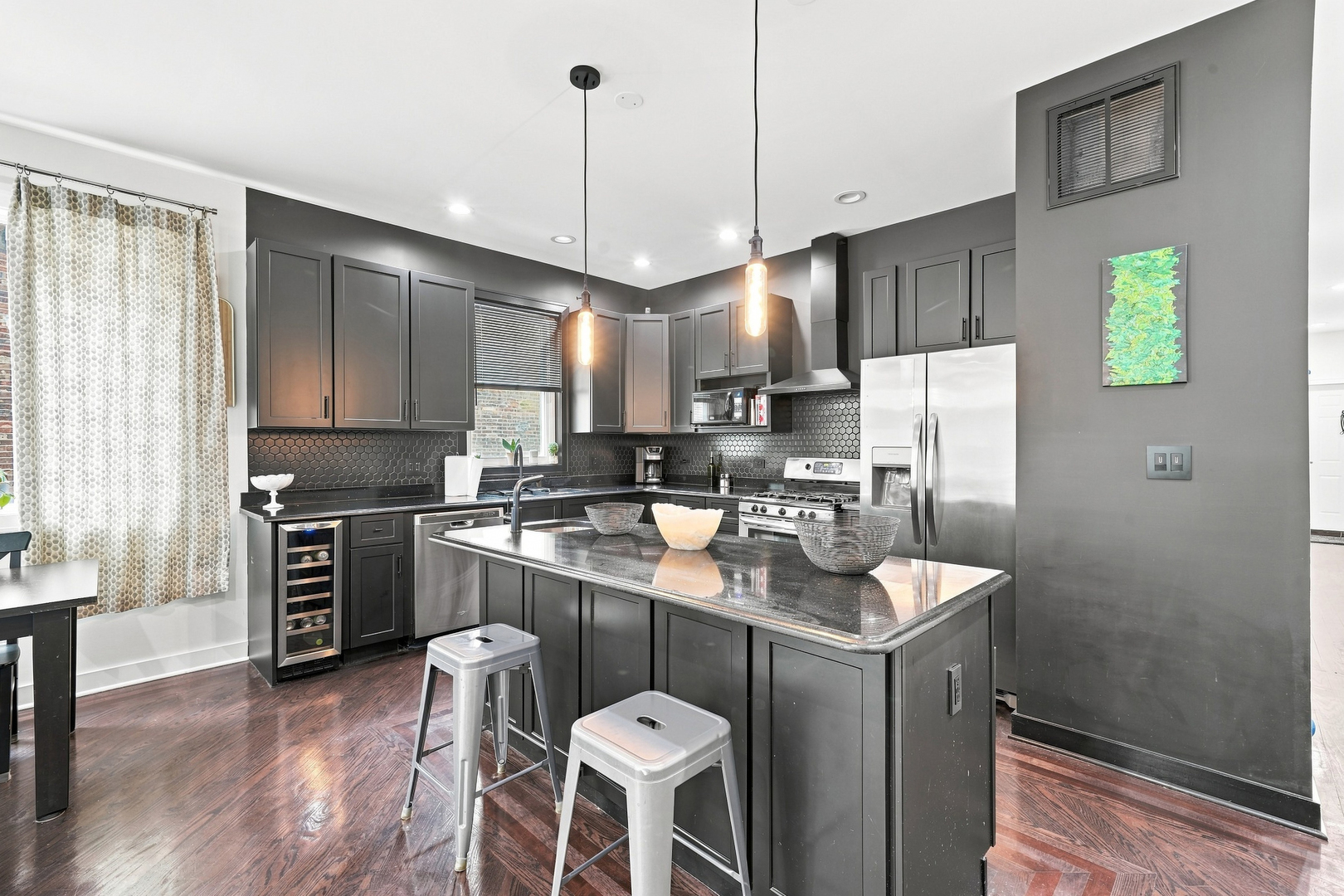 2521 W Flournoy Street Property Photo 6