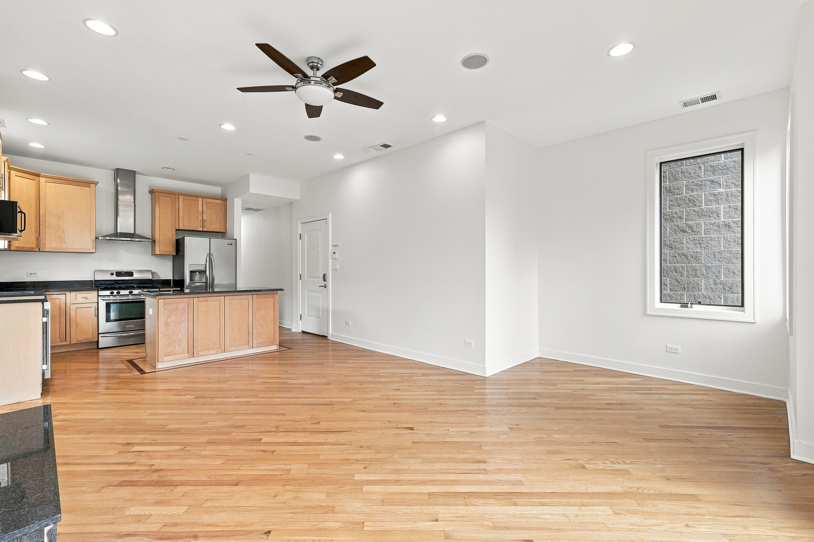 2521 W Flournoy Street Property Photo 20