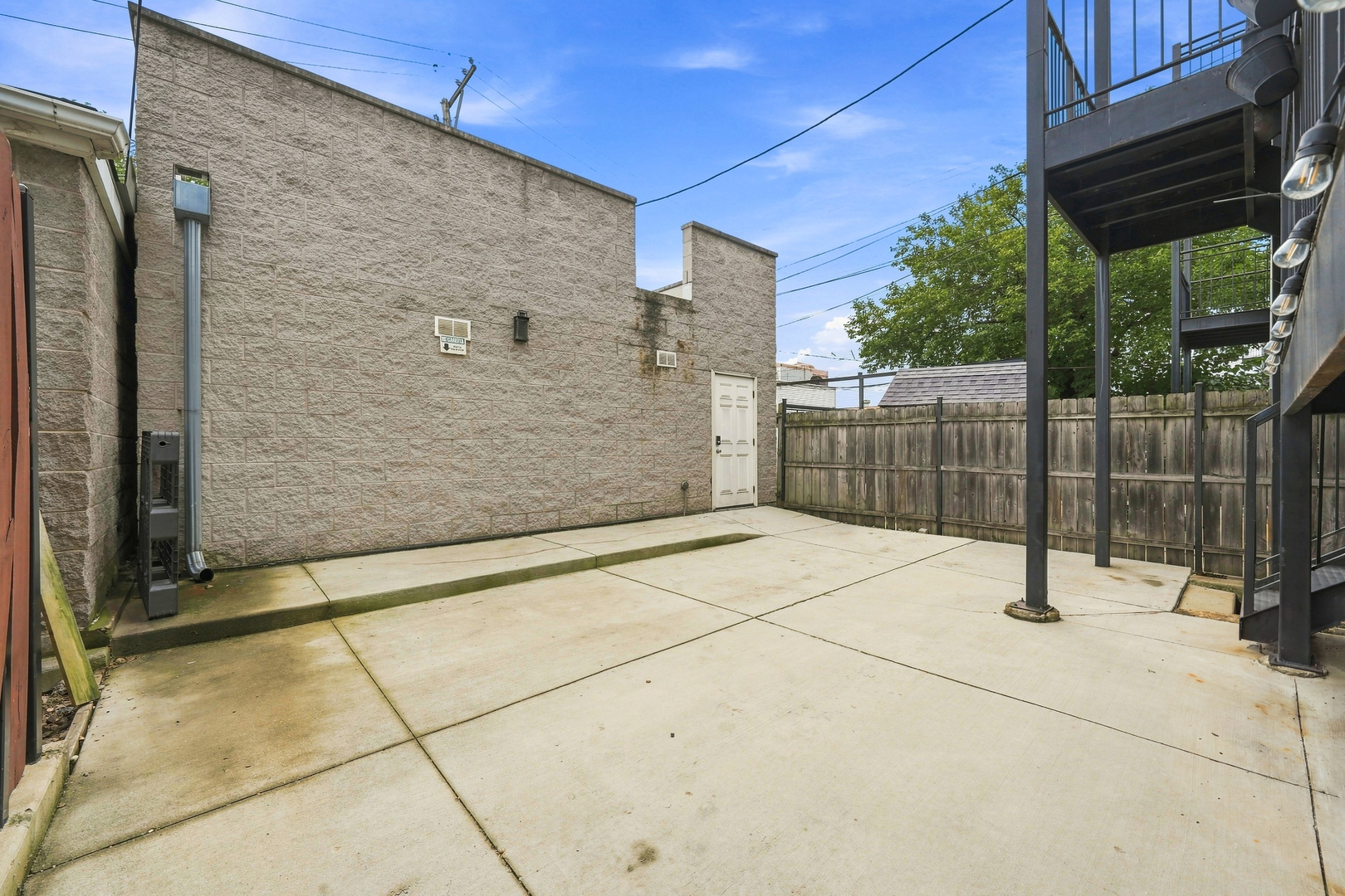 2521 W Flournoy Street Property Photo 38