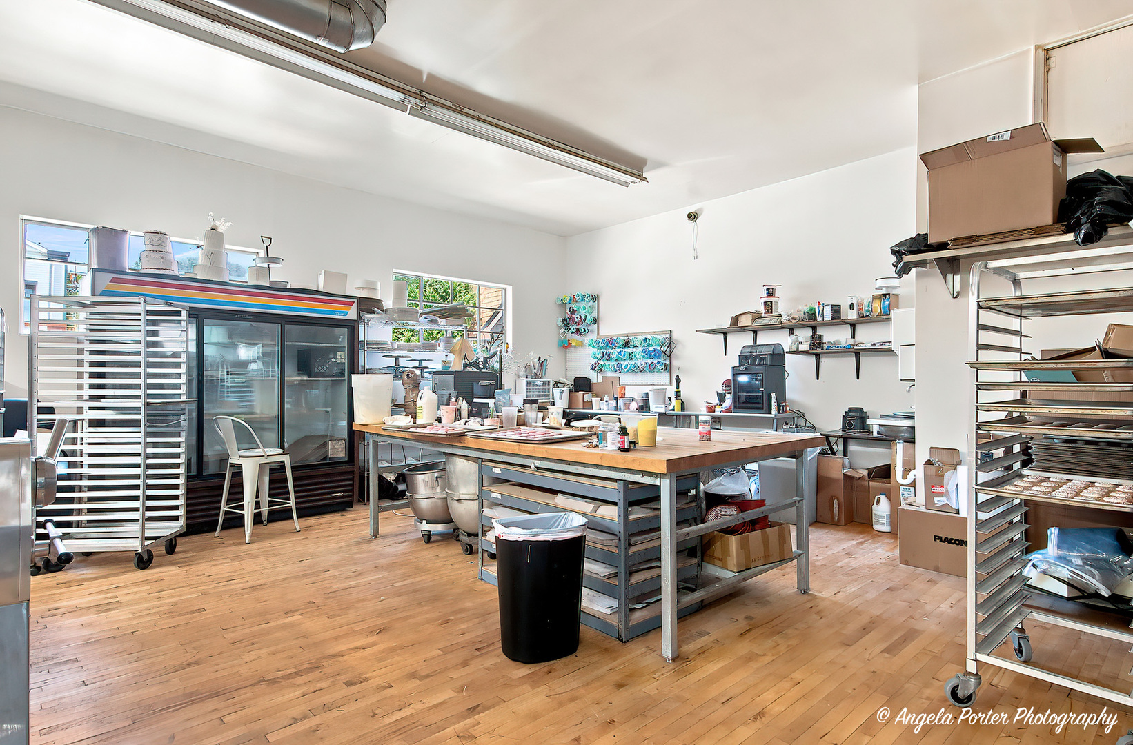 27 E Grand Avenue Property Photo 15