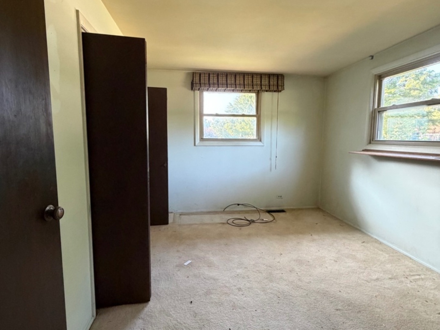 381 N Silverleaf Boulevard Property Photo 8