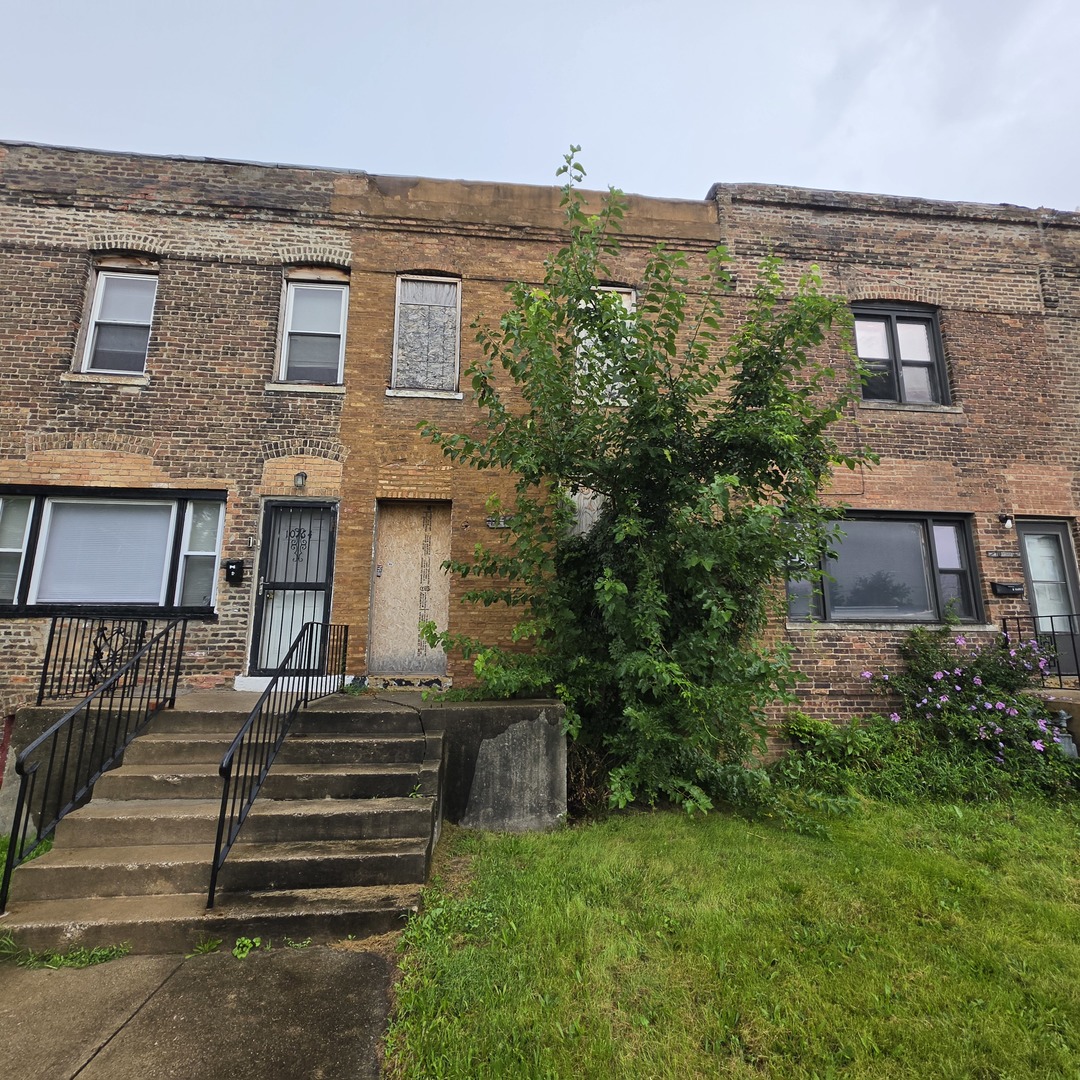 10762 S Langley Avenue Property Photo 1