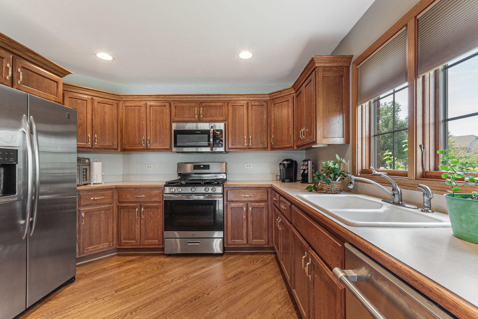 12198 Oxford Court Property Photo 8