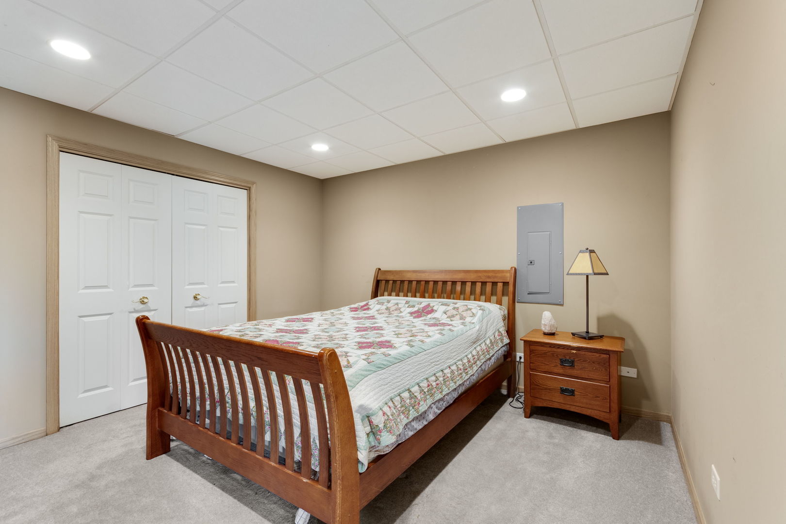 12198 Oxford Court Property Photo 17