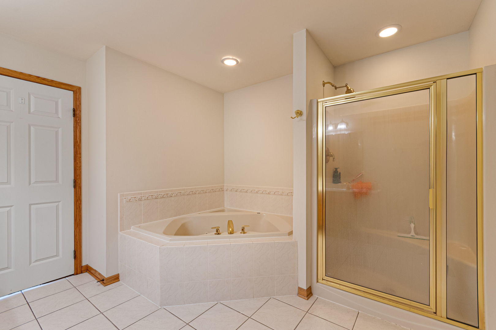12198 Oxford Court Property Photo 22