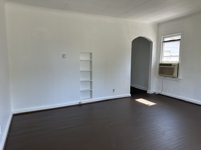 703 N Allyn Street Property Photo 3