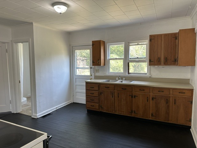 703 N Allyn Street Property Photo 7